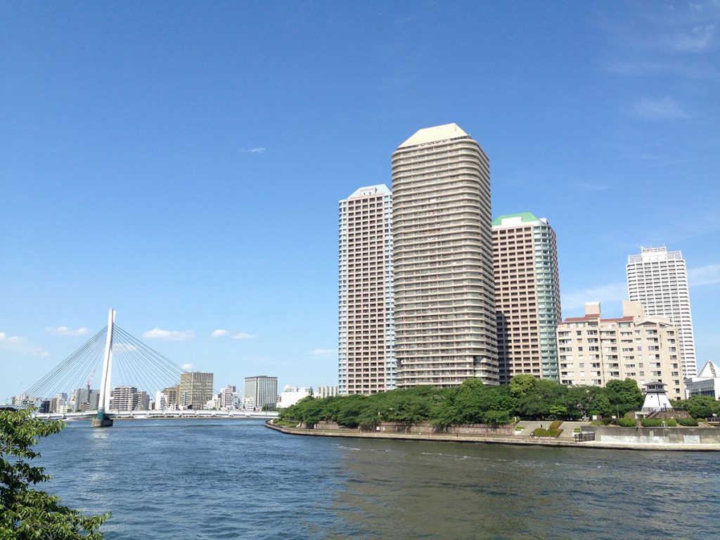 佃・月島あたりの隅田川は、ほとんど「海」です